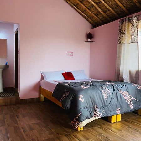 Prajwal Home Stay Hampi Zewnętrze zdjęcie