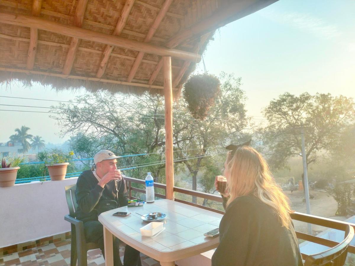 Prajwal Home Stay Hampi Zewnętrze zdjęcie
